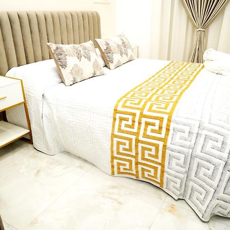 Lifestyle Naples B&B Bagian luar foto